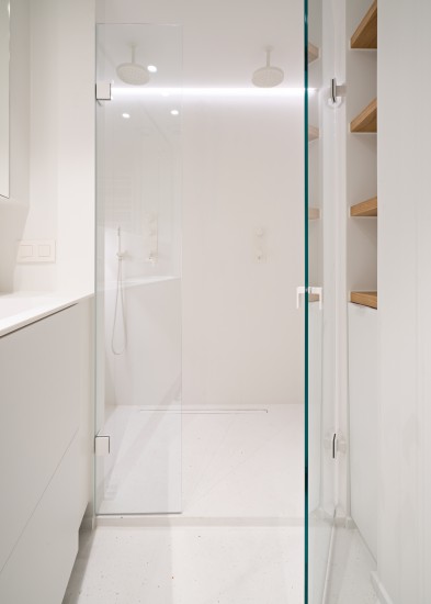 FB 1815 VLIEGER appartement - knokke-heist -badkamer maatwerk gietvloer design.jpg 