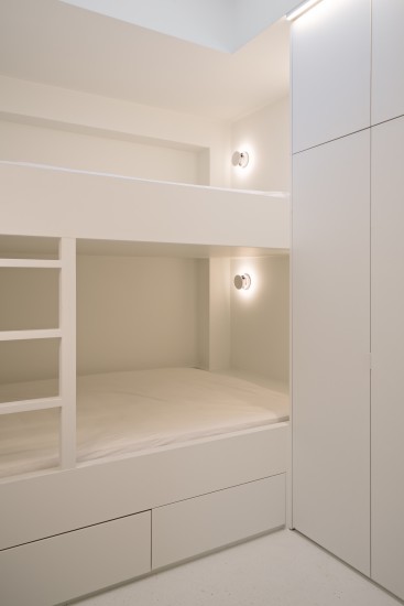 FB 1815 VLIEGER appartement - knokke-heist - slaapkamer stapelbed maatwerk